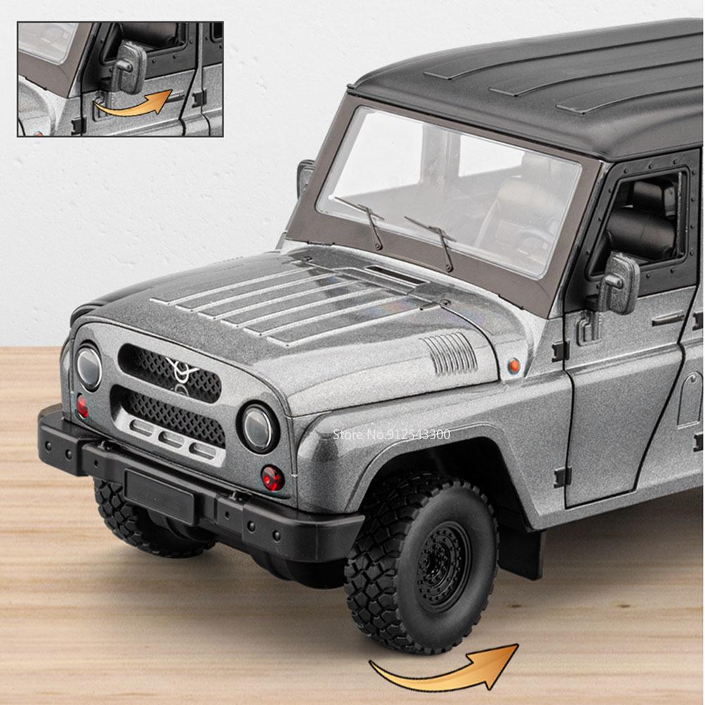 Large Size 1:18 UAZ Hunter Dongfeng Mengshi Car Model Toy Alloy Diecast Doors Opened Military Vehicles Models for Kids Gifts