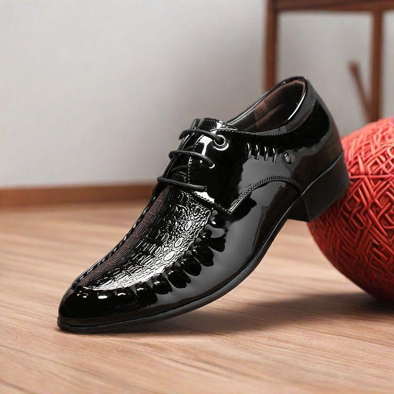 

Solid Color British Style Men s Formal Shoes Bright Upper 2026 Luxury Designer Trend Leather Not Casual Cowhide Social Shoe Male 38