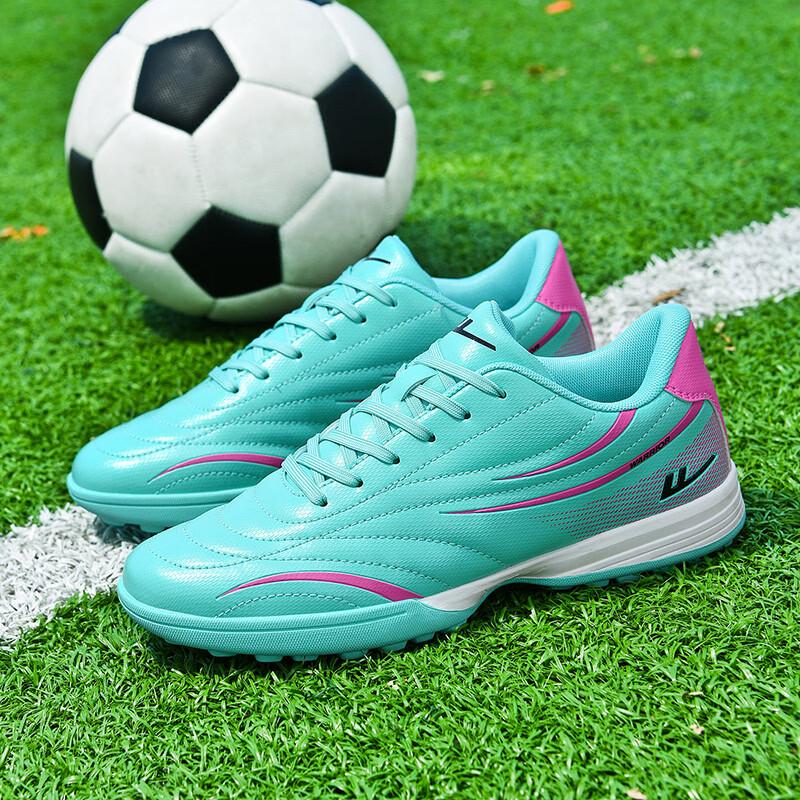 

Warrior TF Studded Soccer Training Shoes 1073 US 6