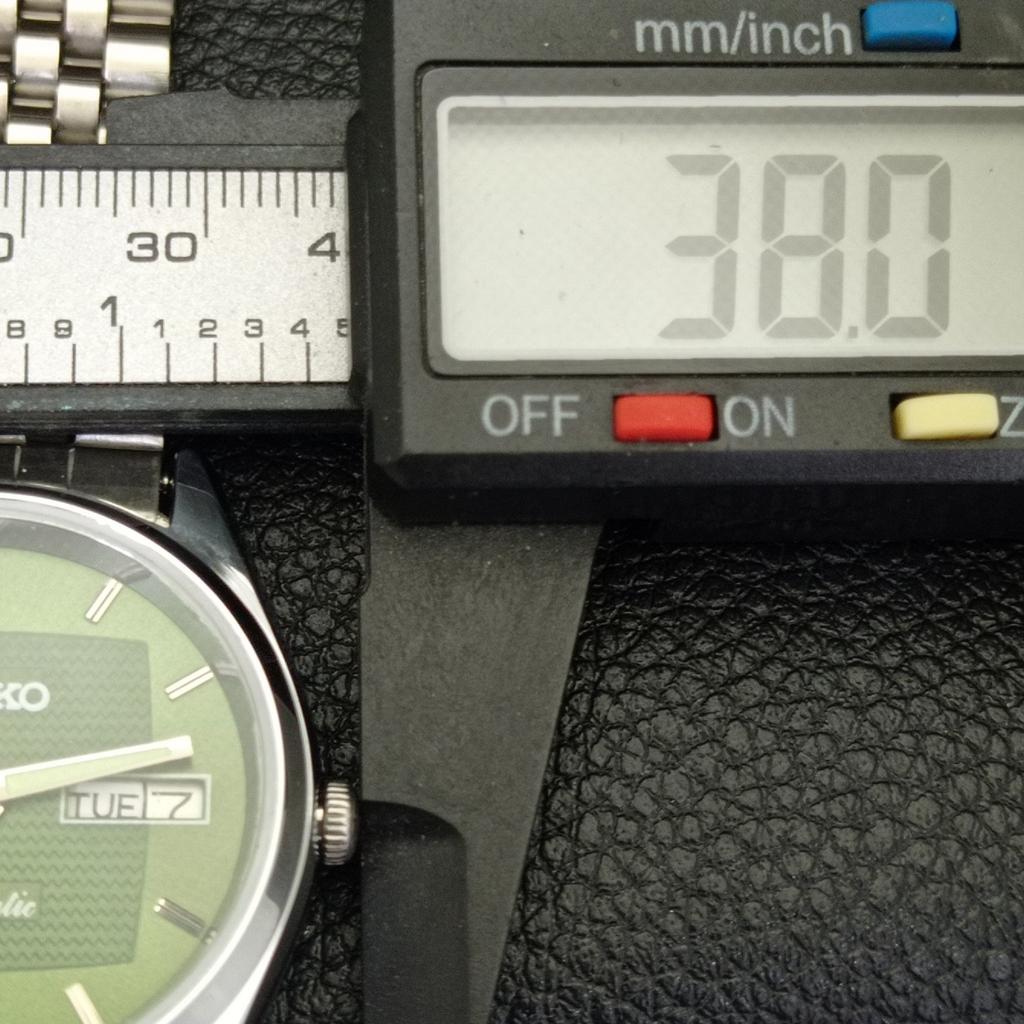 JAPAN VINTAGE REFURBISHED SEIKO AUTOMATIC 6309A MENS GREEN DIAL WATCH a701693-5 R206c-a701693