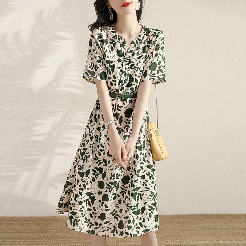 

Trade Export International Big Brand Cut the Tag off Women clothes High end Temperament Tea Break French style Slimming Green Floral Dress Summer Rice bottom green flower S