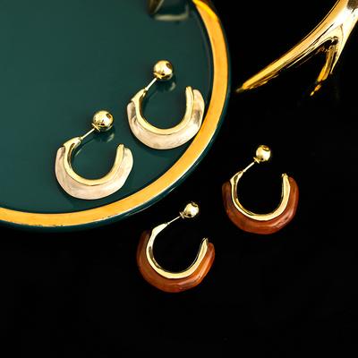 Silver Needle French Retro Resin Earrings Niche Design Stud Earrings Premium Earrings