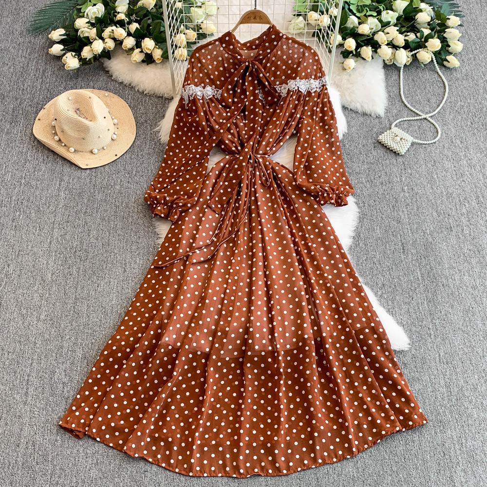Women's Lace Bow Lantern Sleeve Dress A Summer Waist-cinching and Slimming Dress