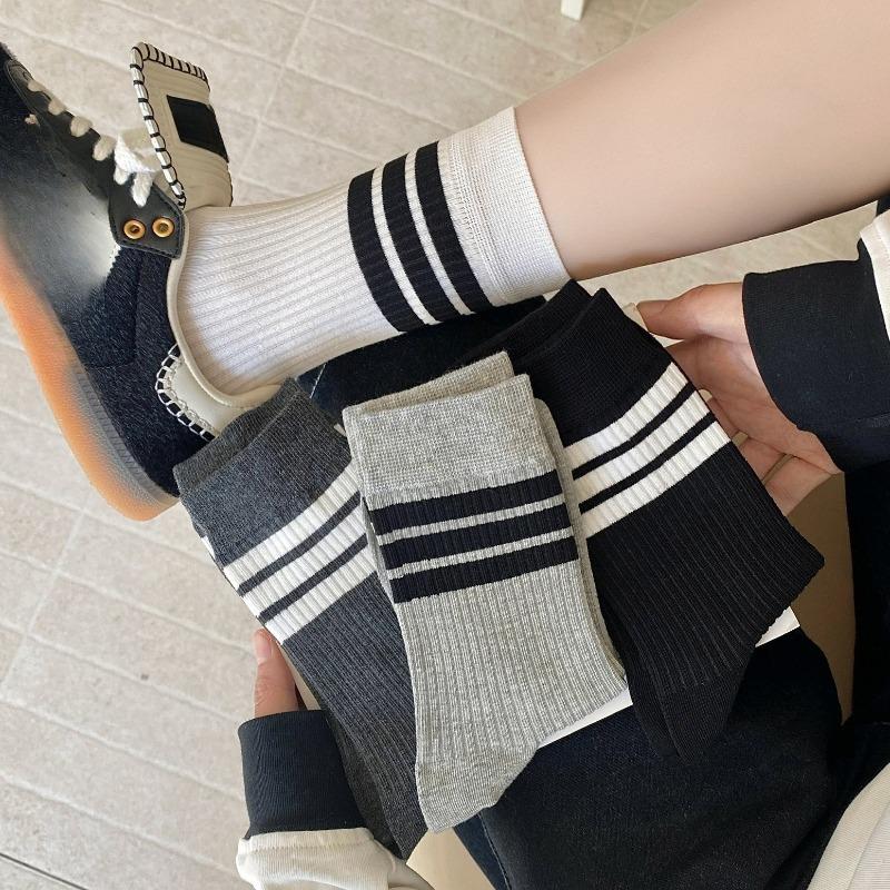 Chaussettes mi-mollet sans bordure à trois rayures pour femmes, Tendance et polyvalente, Chaussettes bouclettes style étudiant, Coton pour l'automne et l'hiver