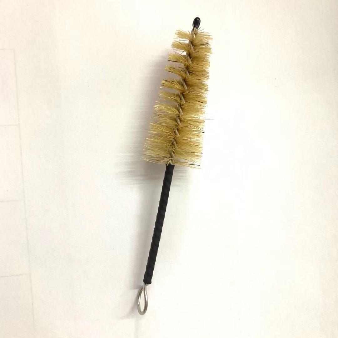 

Pack of 2 Natural Bristle Mouthpiece Brushes for Wind Instruments - Non-Shedding Accessory