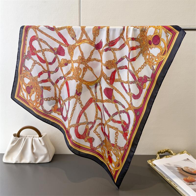 Retro Chain Printing Simulation Silk Square Scarf Shawl Versatile High-end Neck Small Square Scarf Headscarf Silk Scarf Women