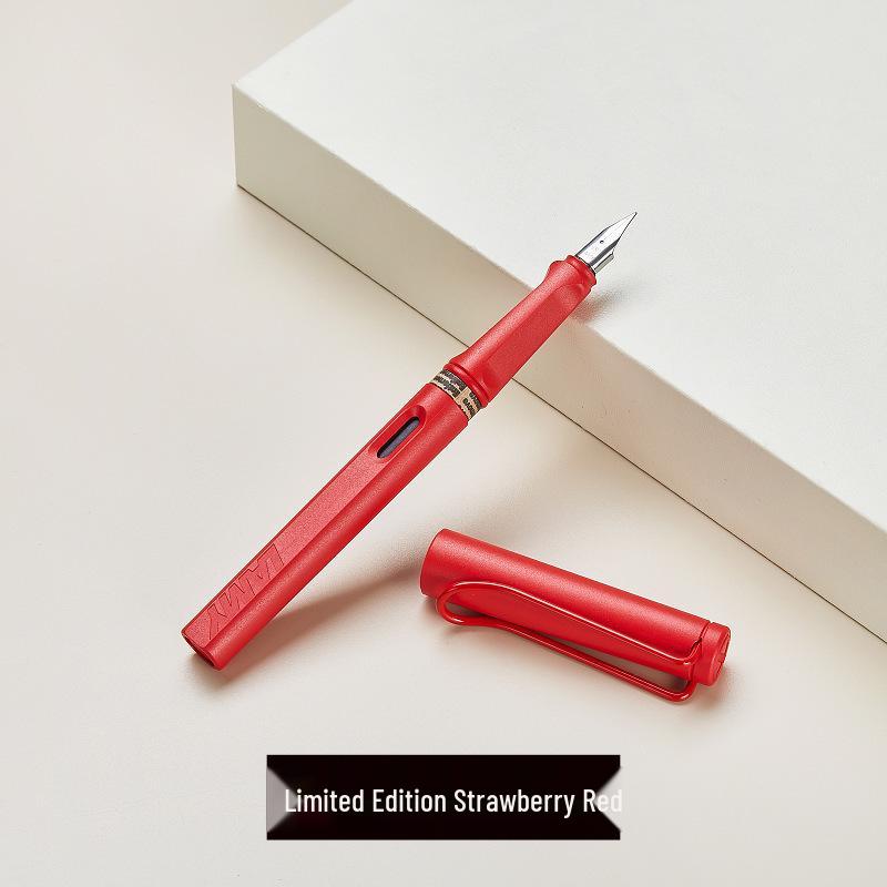 Lamy Safari Fountain Pen Gift Set with Engraving