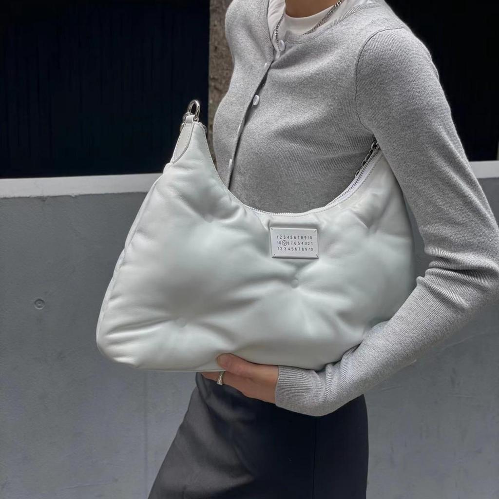 Niche Design Margiela Cloud Underarm Bag - Soft, Fluffy, Large Capacity, Fashionable, Versatile Chain Shoulder Bag