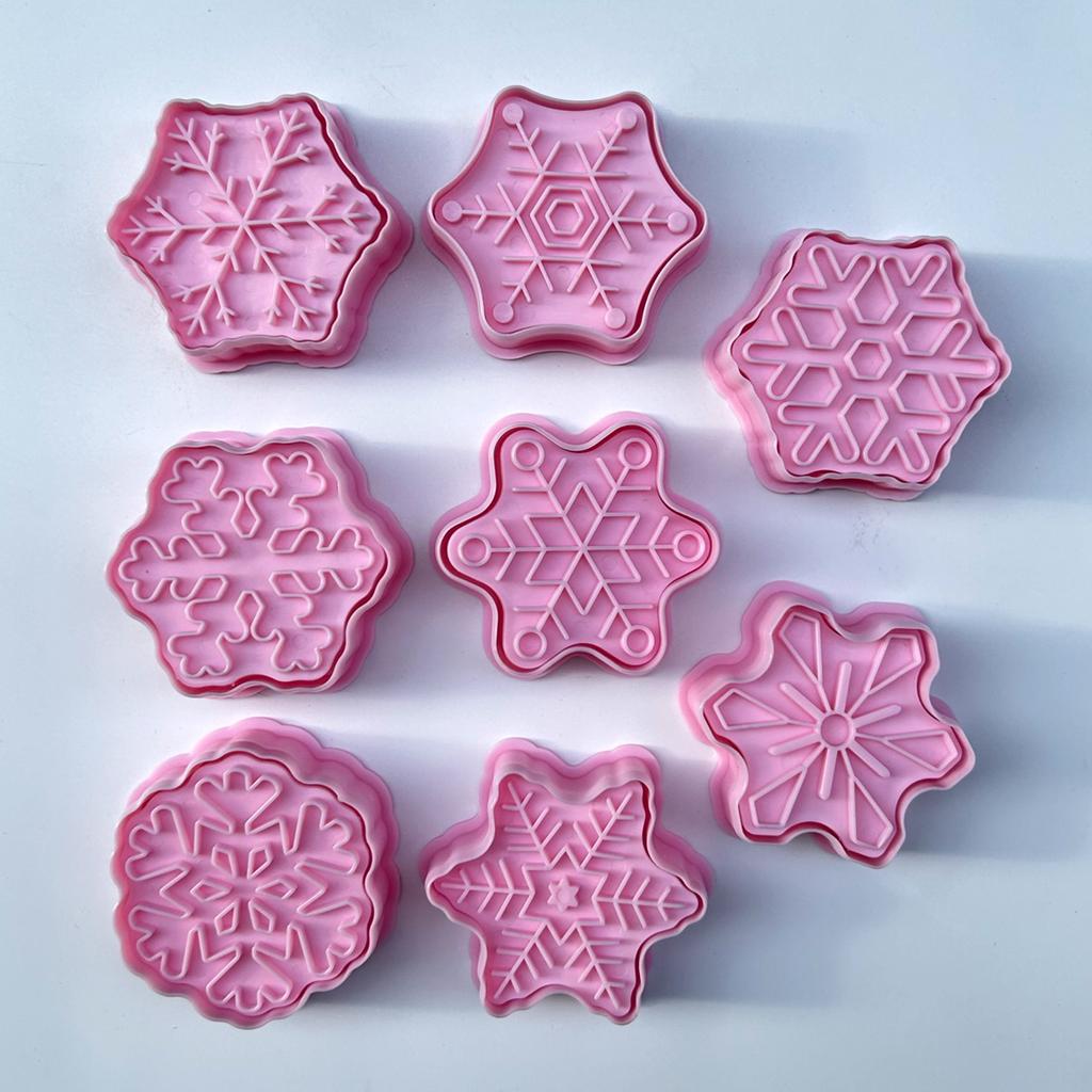Cookies Cutter Christmas Dough Stamp Plastic 3D Cartoon Pressable Biscuit Mold Confectionery Baking Pastry Bakeware