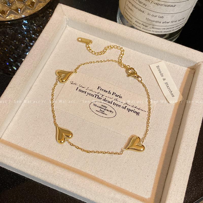 Korean sweet temperament love titanium steel bracelet women's light luxury niche fashion peach heart jewelry