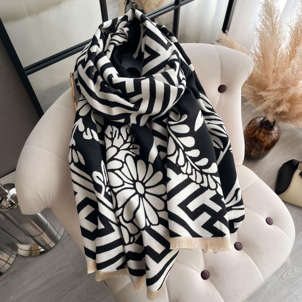 Luxury Winter Scarf Women Cashmere Shawls and Wraps Pashmina Scarves Female Bufanda Echarpe Keep Warm Blanket