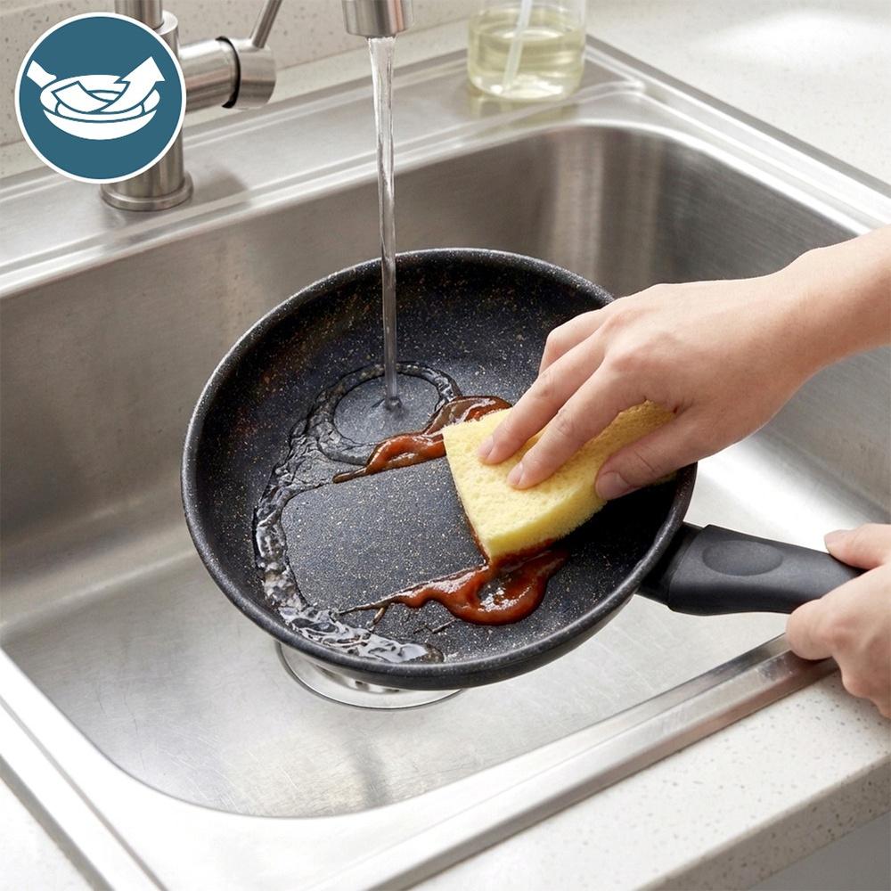Patelnia Granitowa Nieprzywierająca Do Smażenia Duszenia Basic Line 16 Cm