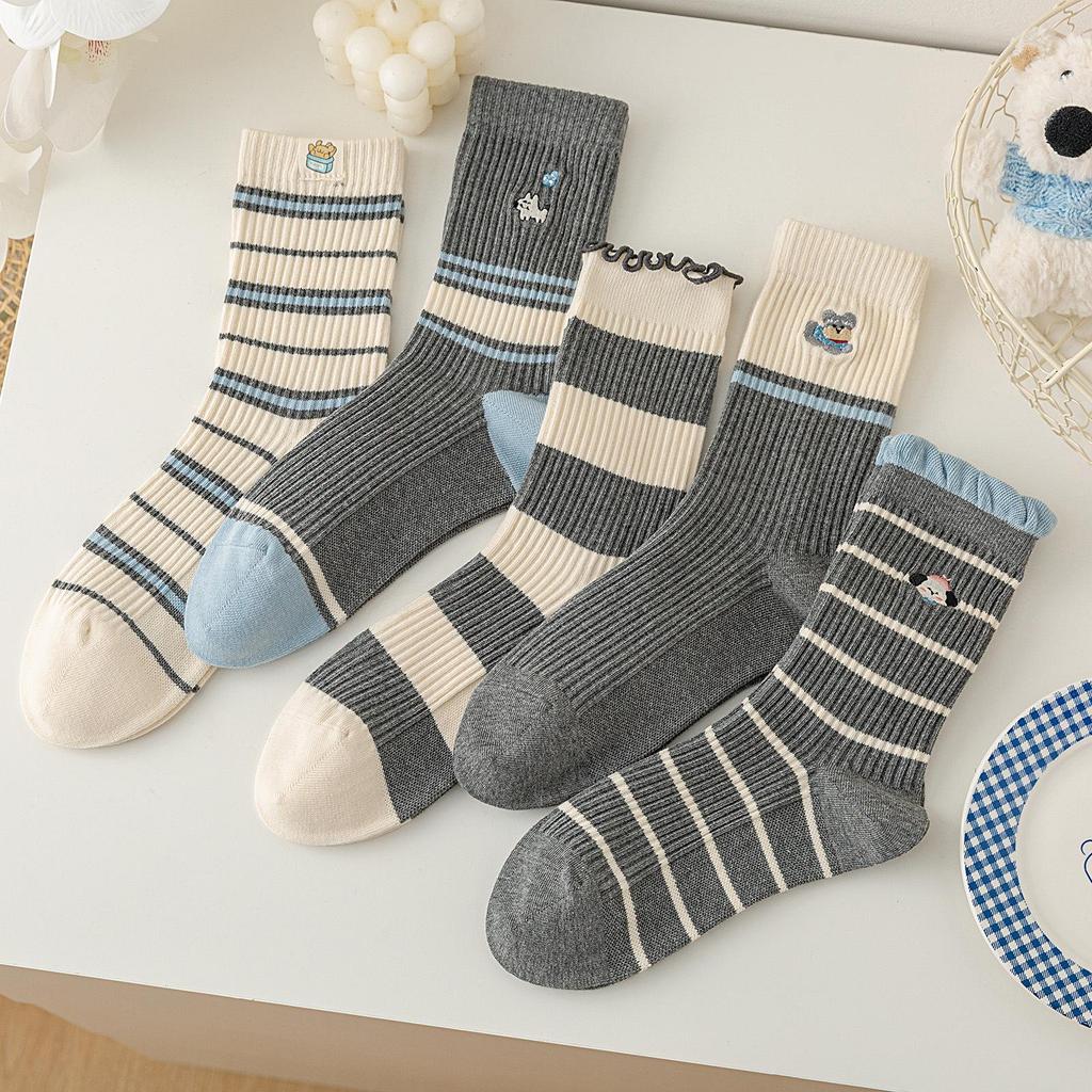 Women's Autumn-Winter Mid-Calf Cartoon Puppy Socks, Korean and Japanese Style, Color Block, Striped, Cute, Warm, Boneless.