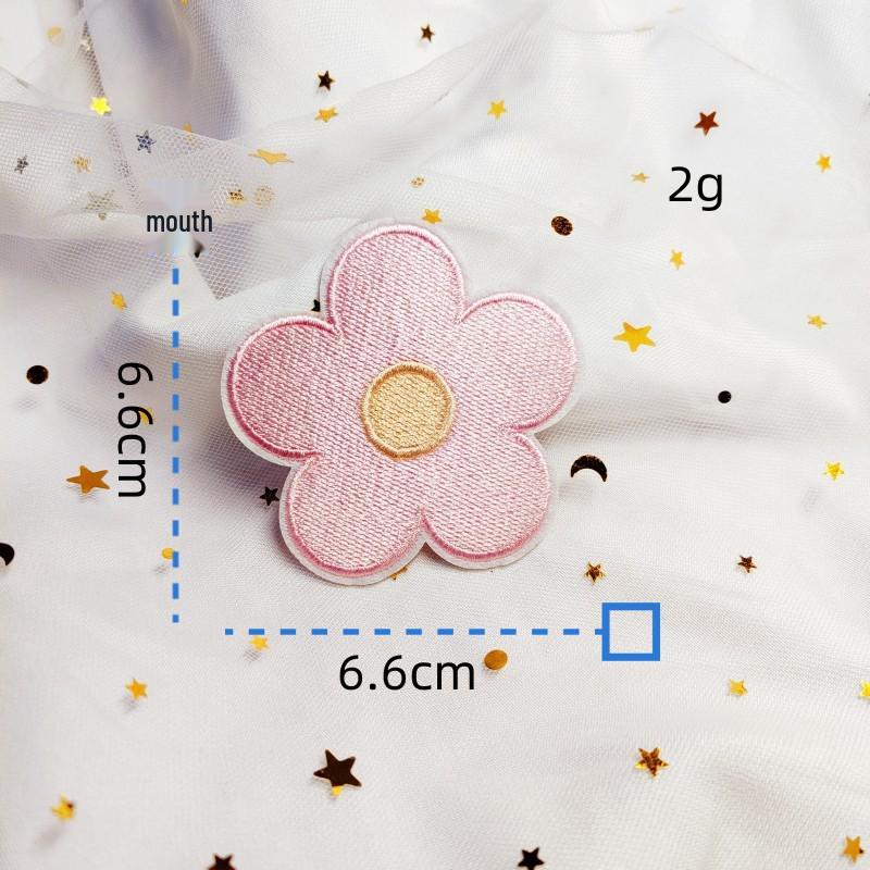 

Вышитая нашивка в виде цветка макарон для одежды и аксессуаров своими руками