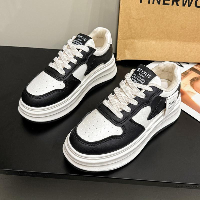 

Fashion muffin sole women s shoes autumn and winter new versatile height increase super soft casual shoes ins board shoes 40