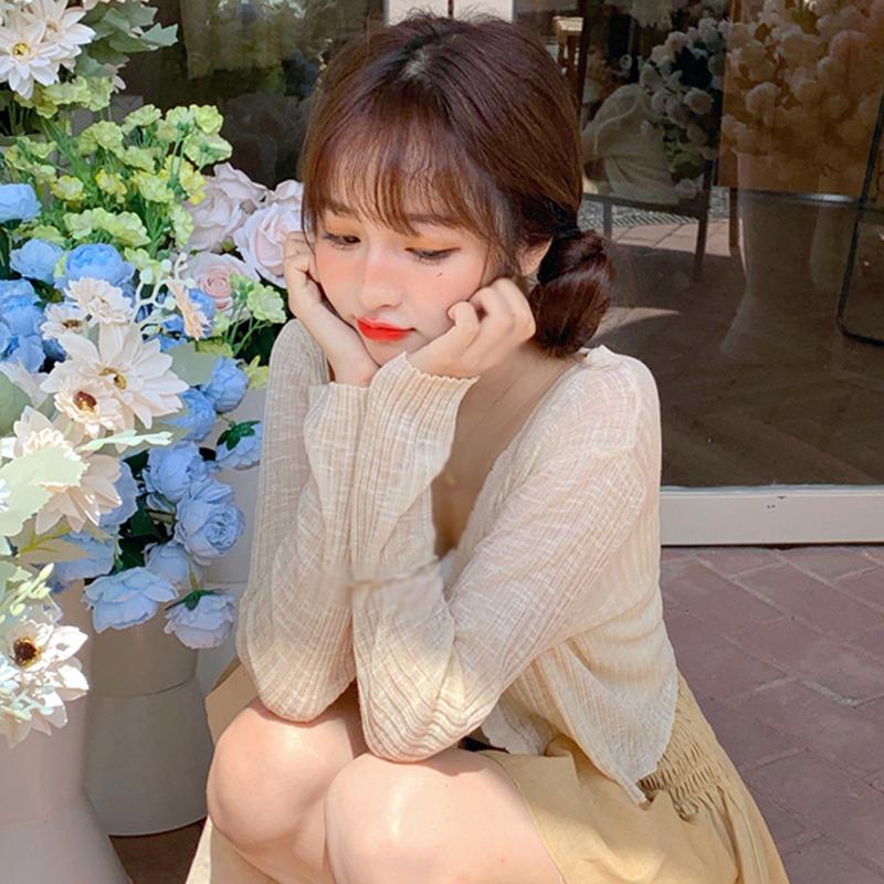 Ultra-thin Ice Silk Cardigan Female Summer Waves Outside The Sun Taps V-neck Short Knitting Top