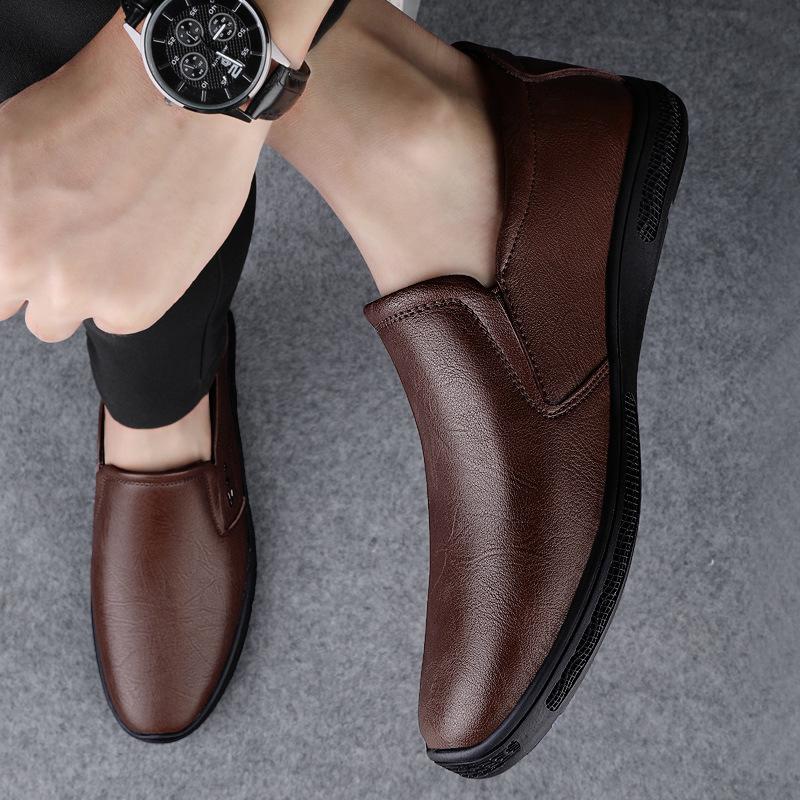 

Leather shoes men s genuine leather 2024 summer trend new round head dad shoes non-slip breathable business casual men s shoes 44 темно-коричневого кольору
