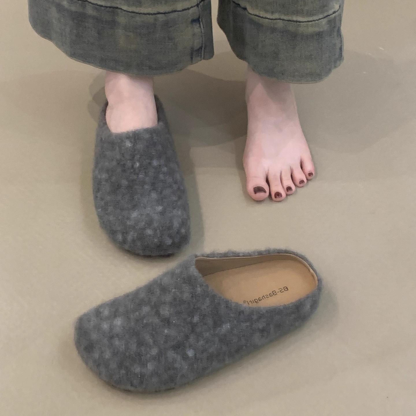 

Mao Mao slippers wear 2025 popular Internet celebrity new wear flat-bottomed bag head shoes versatile soft sole women s shoes 39