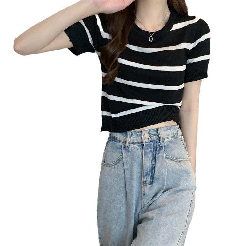 Short Striped Knit T-shirt Female Summer Fashion Fashion Short-sleeved Slim Thin Tops Casual Essential Comfort and Style Slim Fit Pullovers Tees