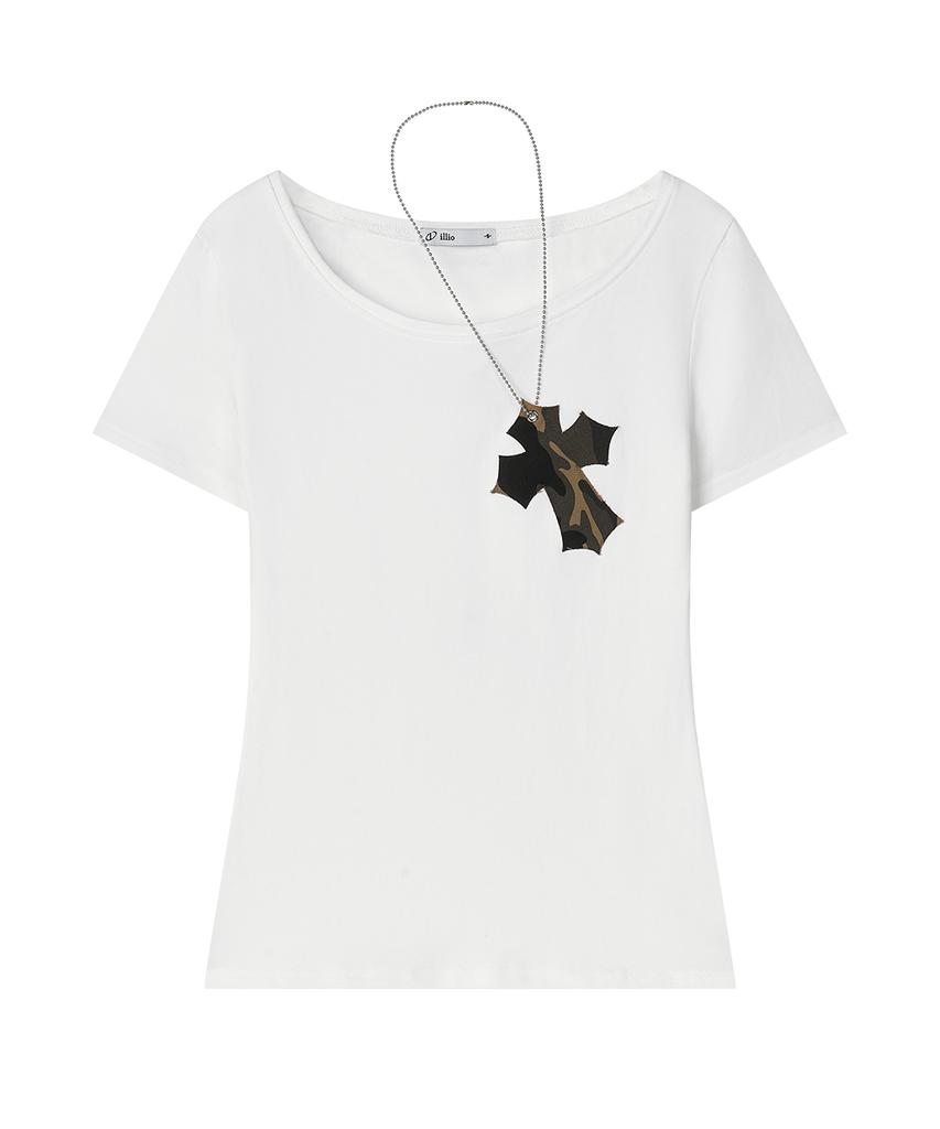 ILLIO White-Camou Cross Necklace T-Shirt