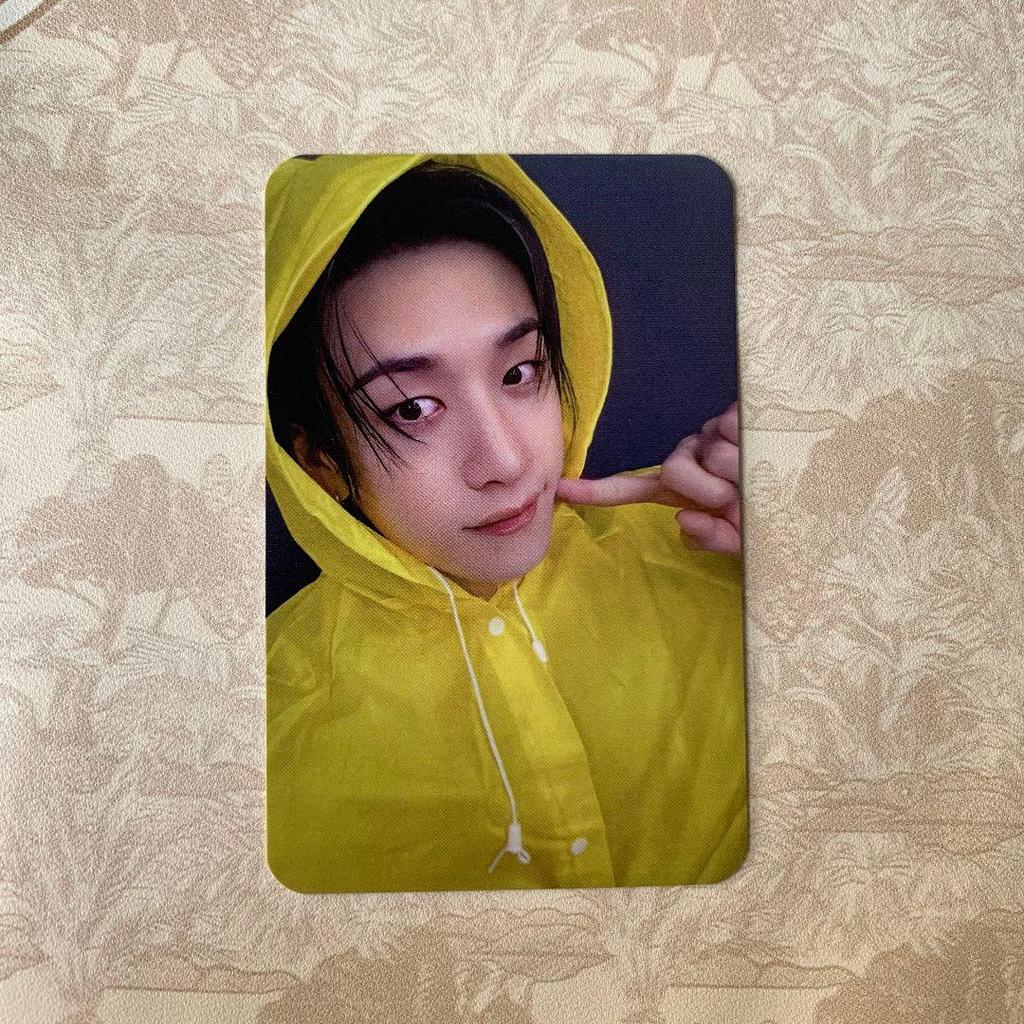 [USED] Straykids Sanok Stray Kids Karma Bang Chan Korean Pre-recorded Trading Cards