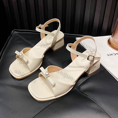 Calzado para mujer – Sandalias