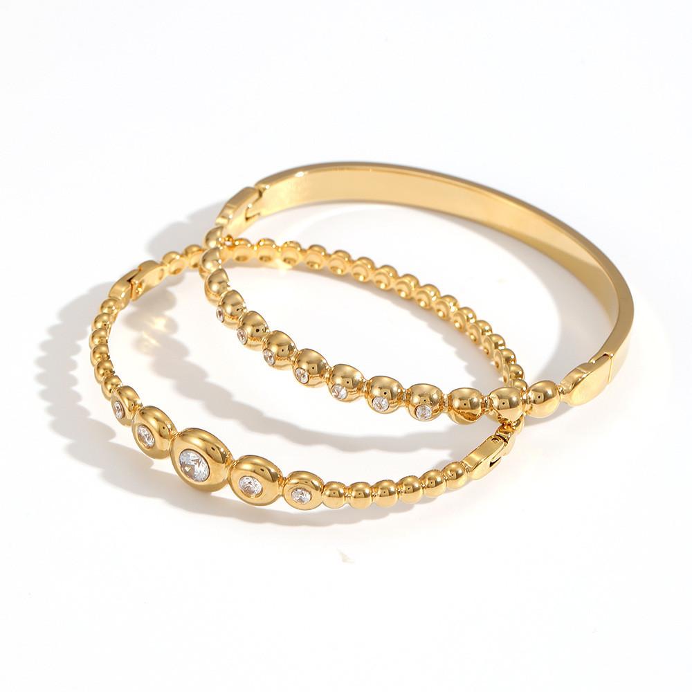 Stainless Steel Diamondinlaid Bracelet For Women With Geometric Design Stylish Summer Accessory