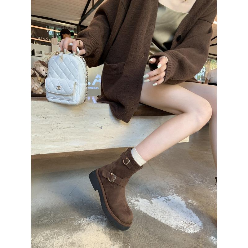 Cowhide version of retro locomotive buckle with round head thick sole heightening medium tube short boots autumn and winter Martin boots women
