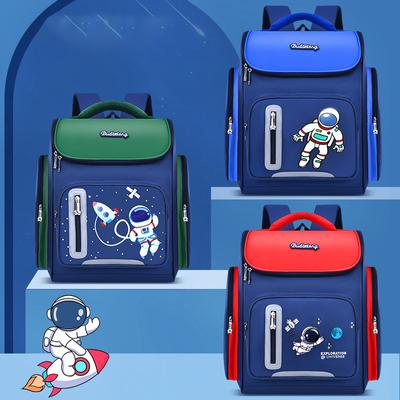 Cute Cartoon Spaceman Spine Protection Light School Bag for Kindergarten Teenager Children Schoolbag Primary Teens Bagpacks Gift