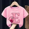 Nuova T-shirt Kirby per Bambini Anime Lettera A-Z Maglietta Top Kawaii Cartone Animato Girocollo Vestiti Bambini Rosa Manica Corta Abbigliamento Regalo