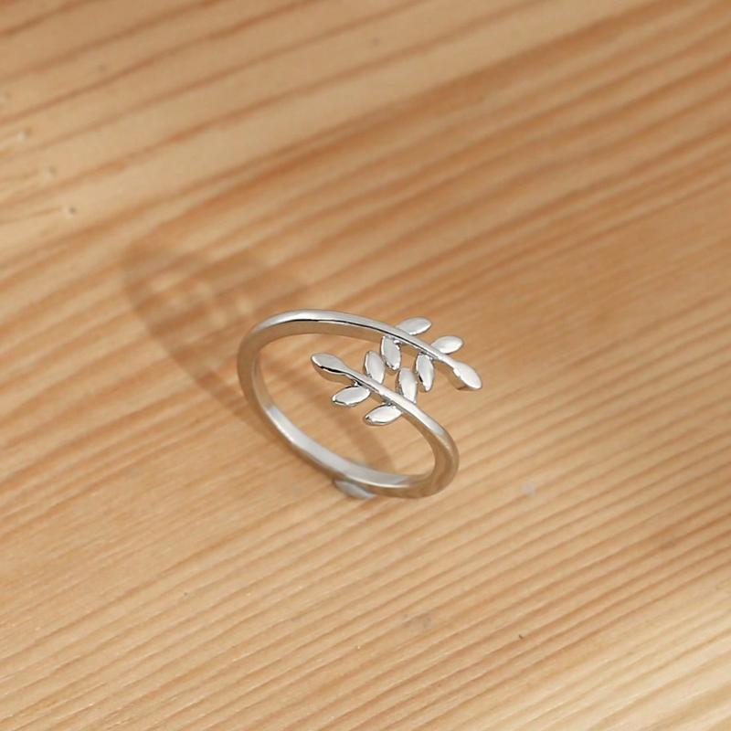 One Silver Beach Vacation Style Leaf Shaped Foot Ring