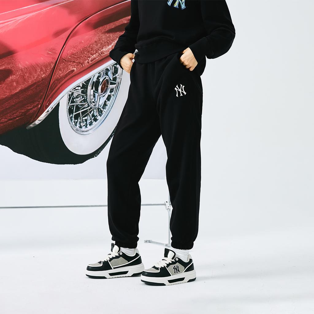 New MLB New York Yankees Basic Collection 24FW Knitted Sports Pants Unisex Black 3APTB0244-50BKS