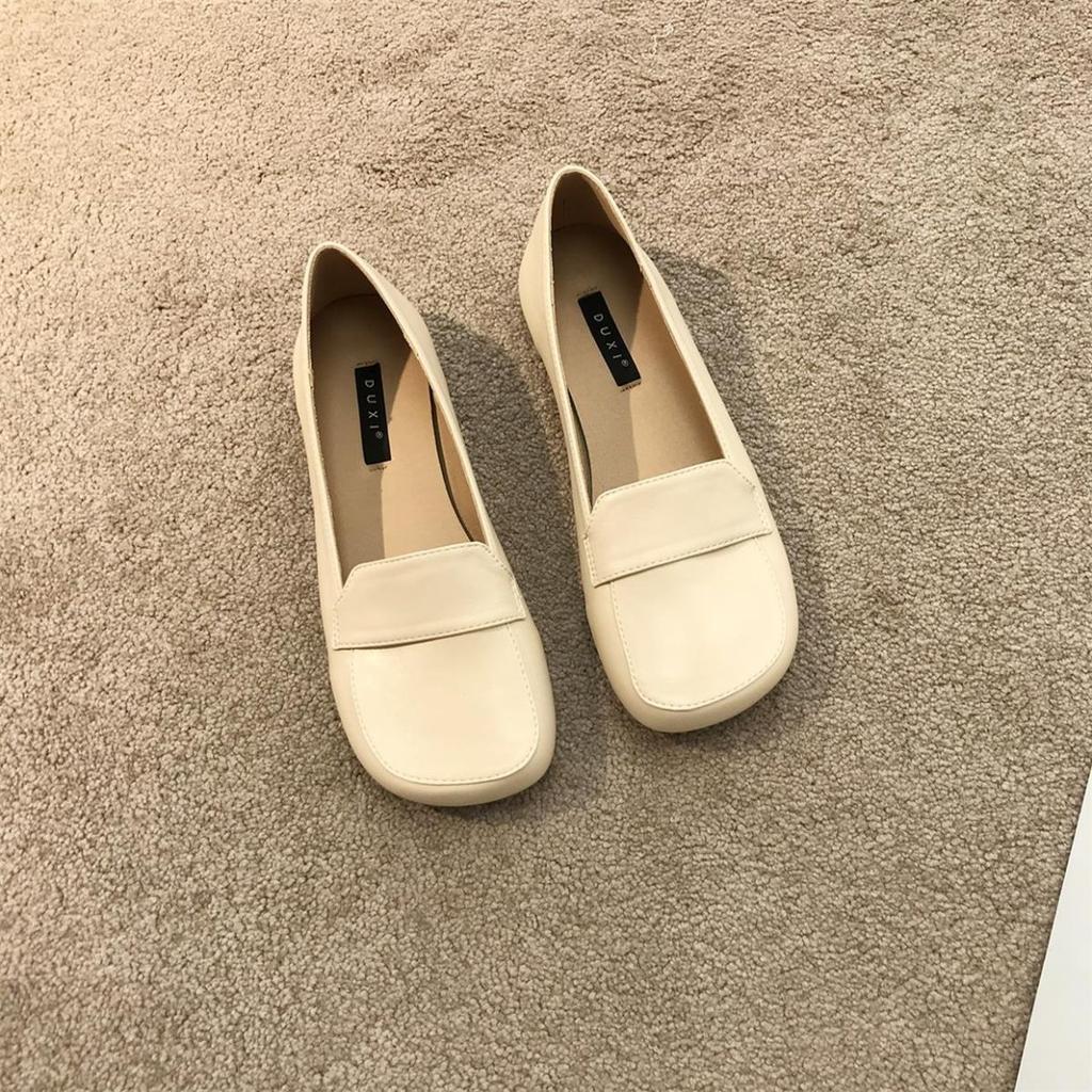 Retro round head soft leather small leather shoes female 2025 spring new fairy gentle shallow mouth flat bottom loafers night wind fat