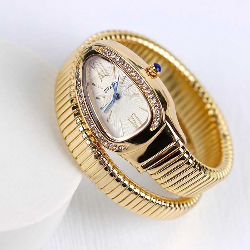 Women Quartz Watch Luxury Diamond Vintage Roman Numerals Gold Case Bangle Bracelet Orologio Watches Ladies Wristwatch