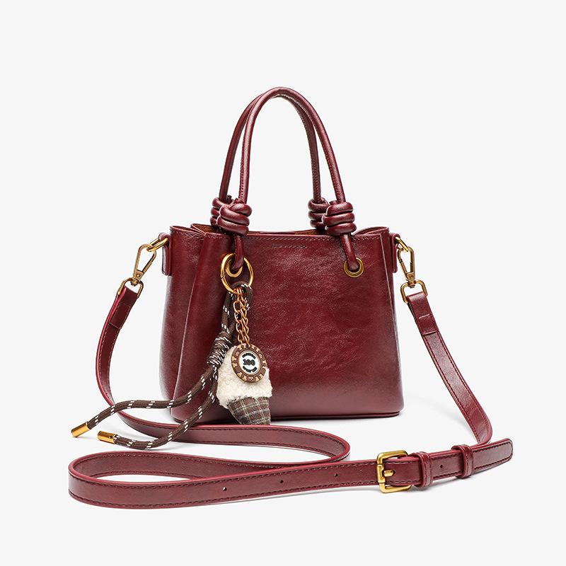 Korean Version of Daily Use of Bridal Bag Light Luxury New Niche Wedding Handbag Retro Red Bag Wedding Gift