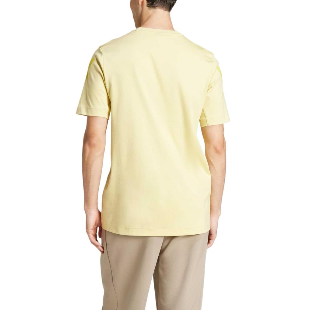 adidas ZNE. Camiseta JD5981