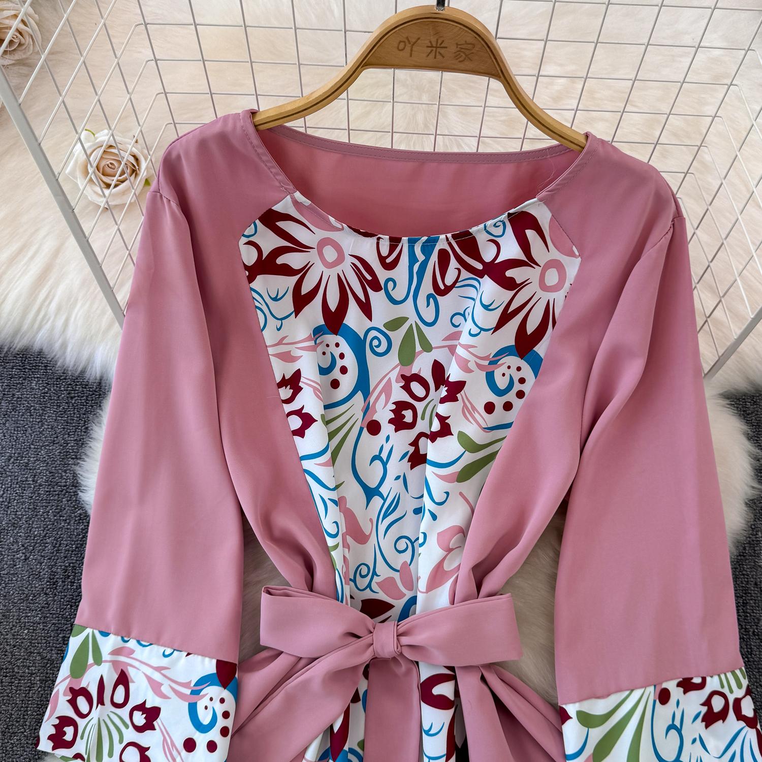 Осеннее винтажное женское длинное платье в стиле пэчворк с принтом — фото 6