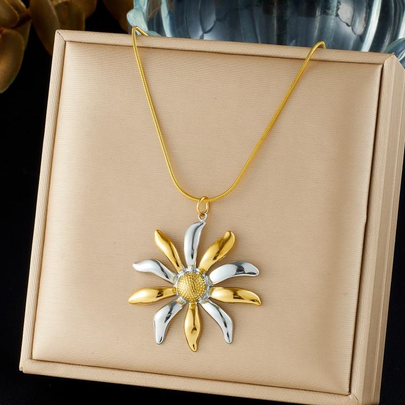 Gold Plated Stainless Steel Two-tone Daisy Pendant Snake Chain Necklace for Women