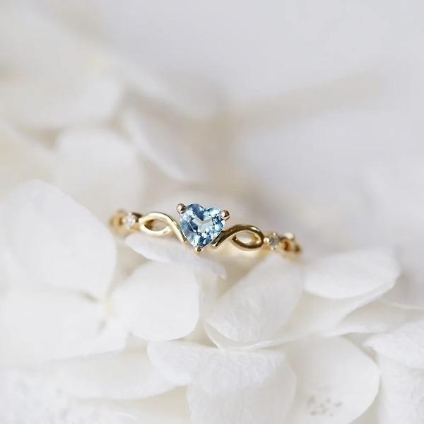 Huitan New Cute Ring With Heart Cubic Zircon Creative Design Women Jewelry Ring Daily Wearable Accessary Ring For Girl