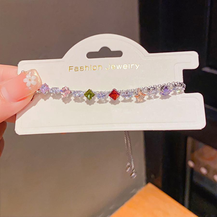 

Jewelry Hand Chain With Zircon Diamonds For Womens Fashion And Gift Giving срібний