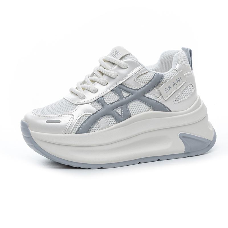 Neue Sommer-Mesh-Atmungsaktive Weiße Schuhe Damen Freizeit-Sport Bequem Flach Höhenverstellende Schuhe und Cut-Out-Schuhe