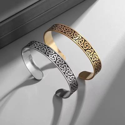 Bracciale a Spatola in Acciaio di Titanio Bracciale in Acciaio Inossidabile con Motivo a Triangolo per Corrosione Ciclica