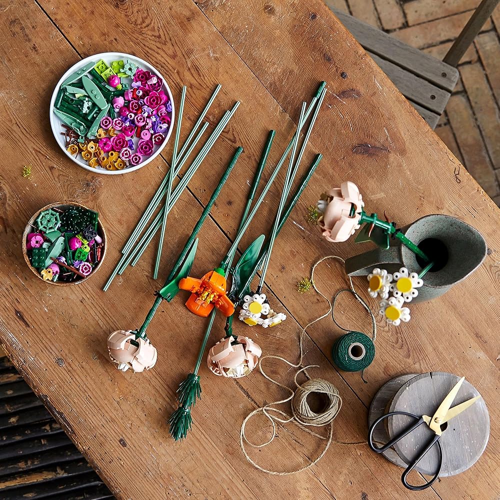LEGO Botanical Flower Bouquet Building Set Decorative Toy Gift for Men and Women Home Decor 10280