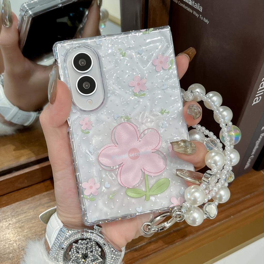 Seashell Texture Floral Butterfly Pearl Bracelet Case for Samsung Galaxy Z Fold8 Fold 8 Wide Shockproof Skin Feel Slim Fit Cover