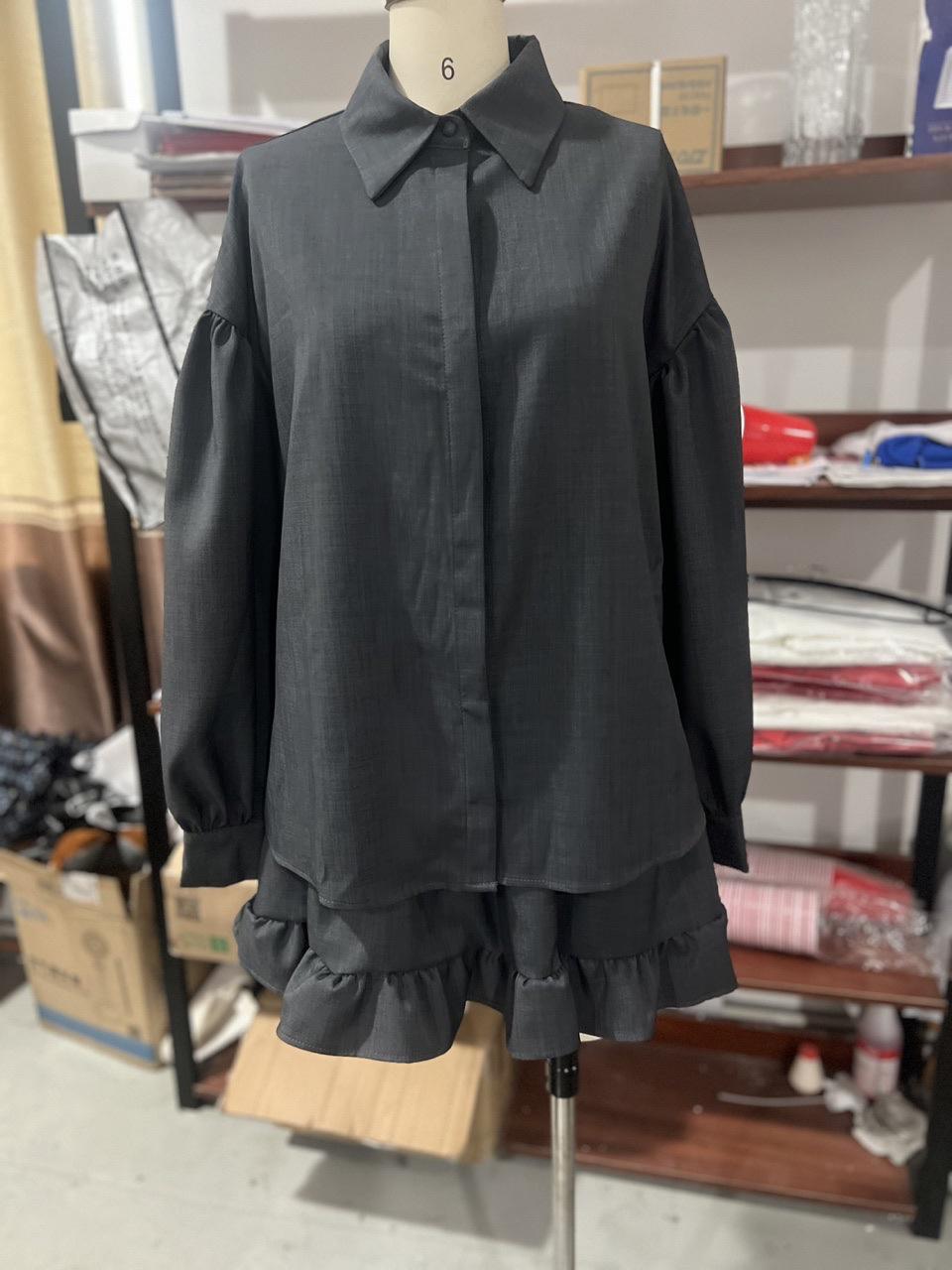 Мода 2025 Весна/Лето: Трансграничная мода: Повседневный комплект: рубашка на пуговицах с рюшами на воротнике Small