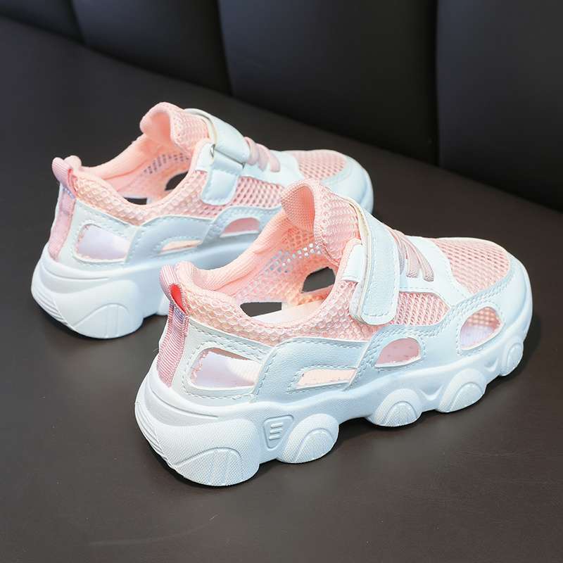 2025 Children's Sandals New Summer Hollow Sports Shoes Primary School Boys and Girls Children Breathable Mesh Shoes
