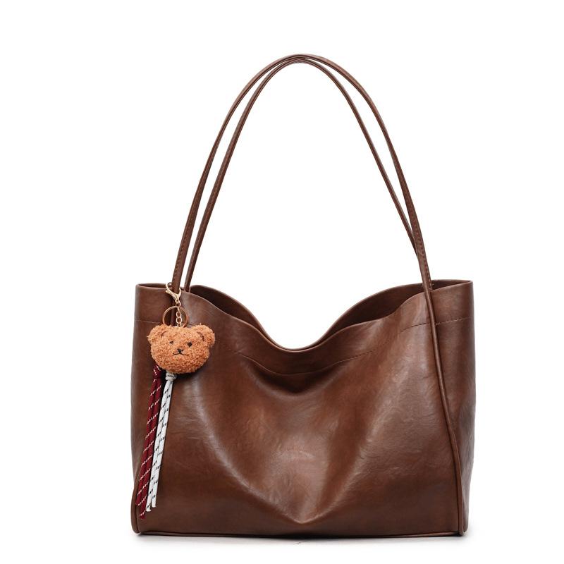 Retro fashion tote bag women's 2025 autumn new commuting large-capacity shoulder bag high-value armpit bag