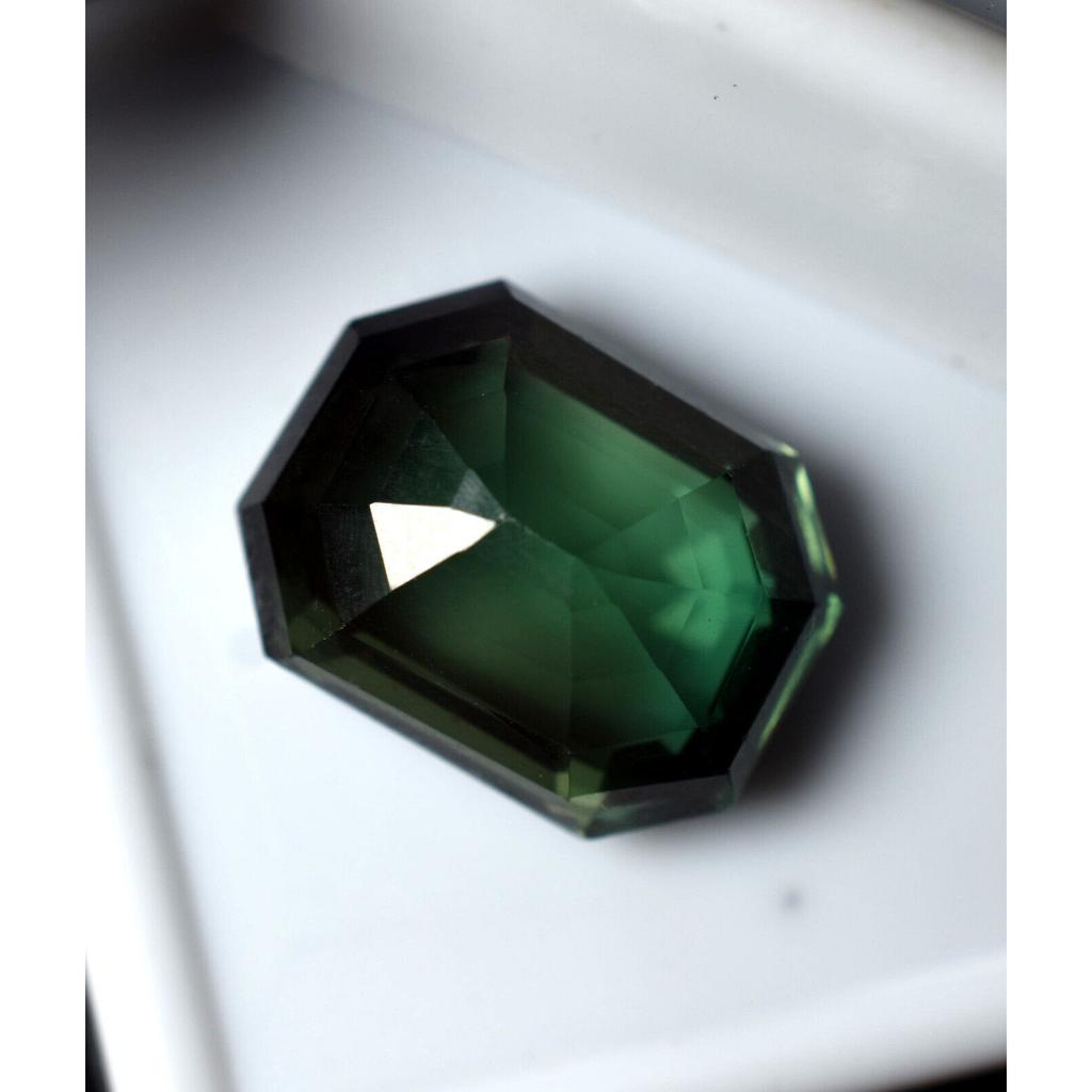 Green Sapphire Natural 9.3 ct Loose Gemstone Sapphire Earrings Emerald for Jewelry Making and Crafts