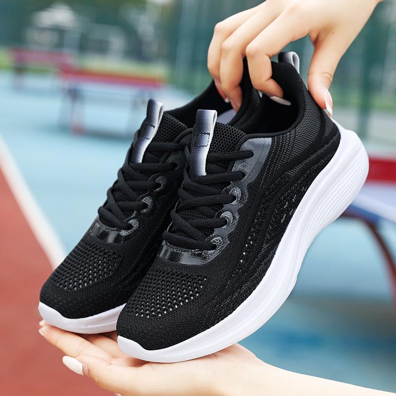 Spring and Summer Casual Sports Shoes Women's Flying Woven Mesh Breathable Ultra-light Soft Toilet Bottom Non-slip Shoes Student Running Shoes