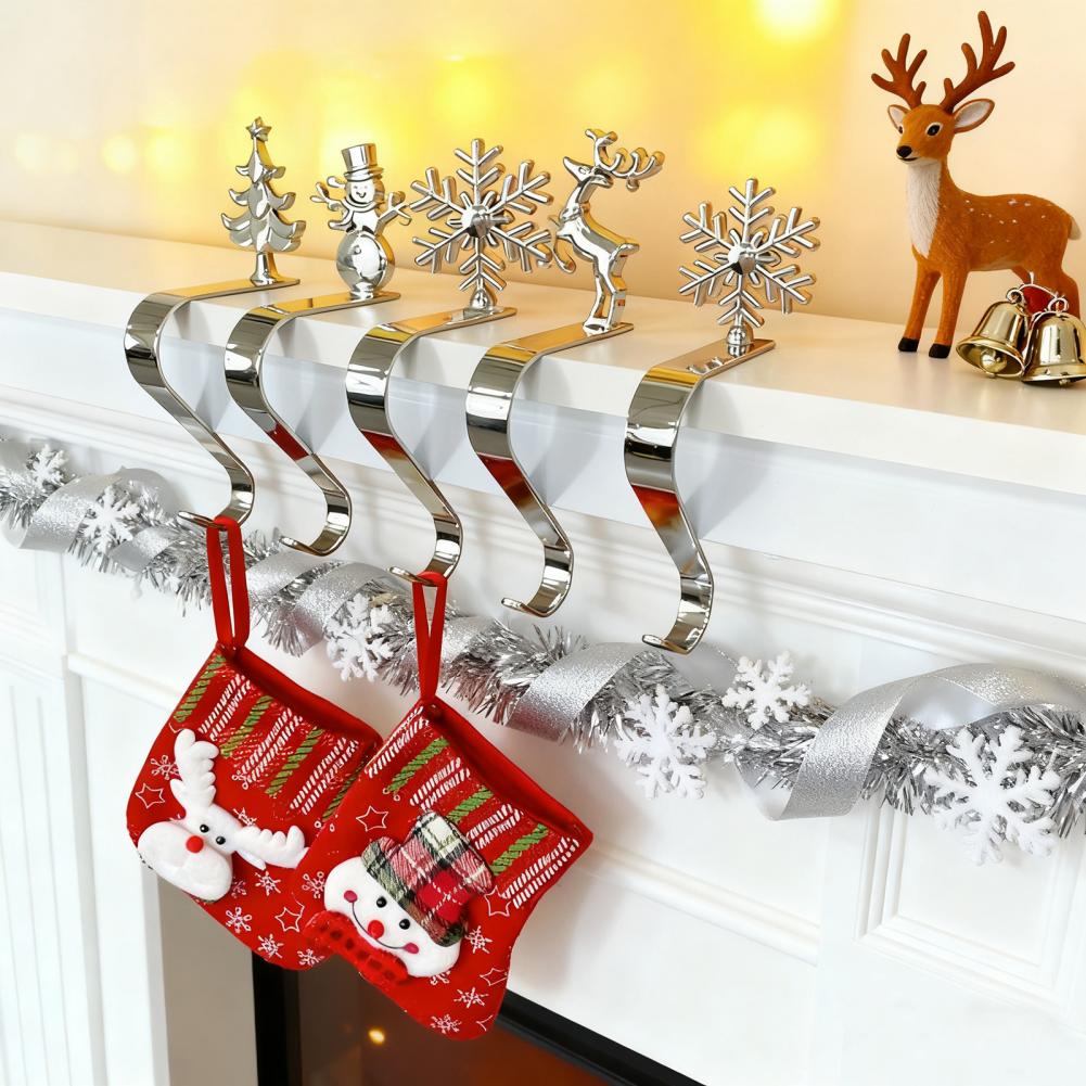 Holiday Stocking Hook Reindeer Stocking Hook Festive Christmas Stocking Hooks Non-slip Metal Hangers for Mantel Ornaments